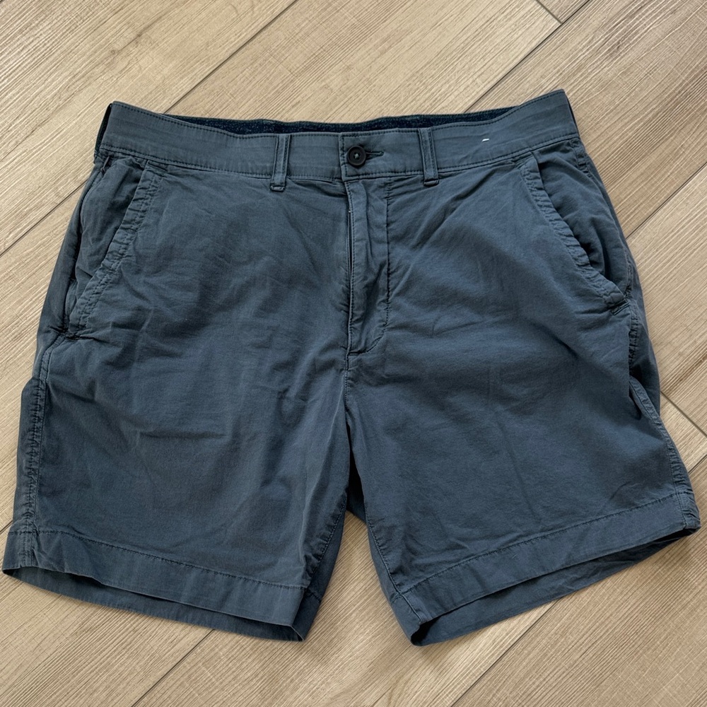 Abercrombie & Fitch men’s Classic fit shorts size 32